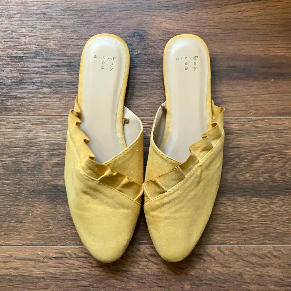 Mustard Yellow Flats